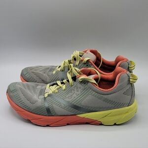 Hoka One One Women's Tracer 2 Running Sneakers size 10